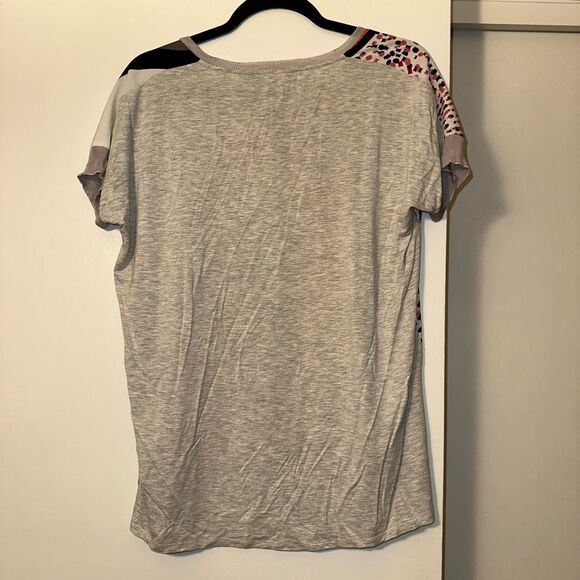 WHBM Small Colorful Abstract Pattern Panel Short Sleeve Womens Shirt EUC - Picture 5 of 10